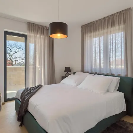 Dora - Summer Escape With Private Pool * Poreč