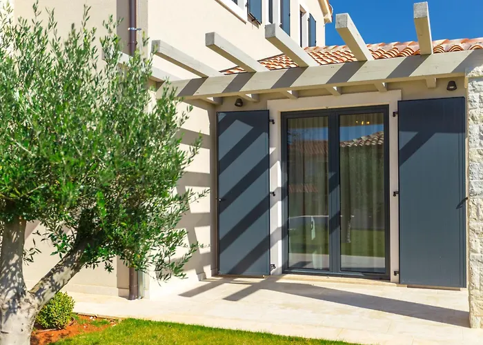 Dora - Summer Escape With Private Pool Villa Kukci
